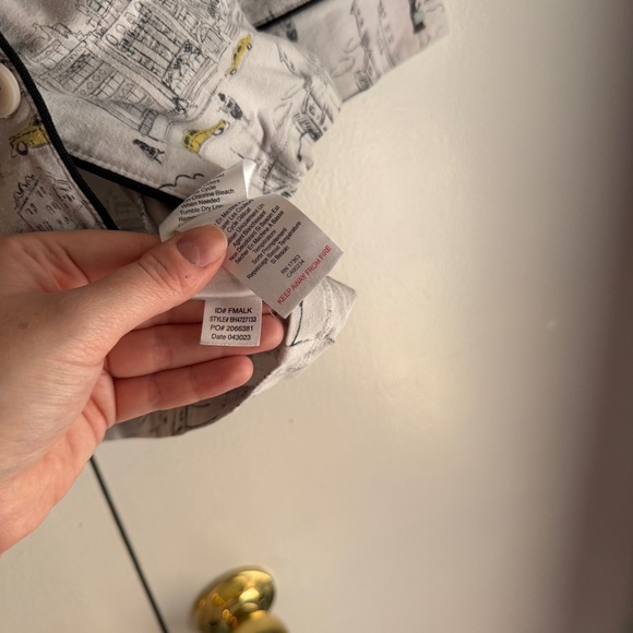 BedHead Pajamas City Print PJ Top Only Women’s Size XL - Picture 11 of 13